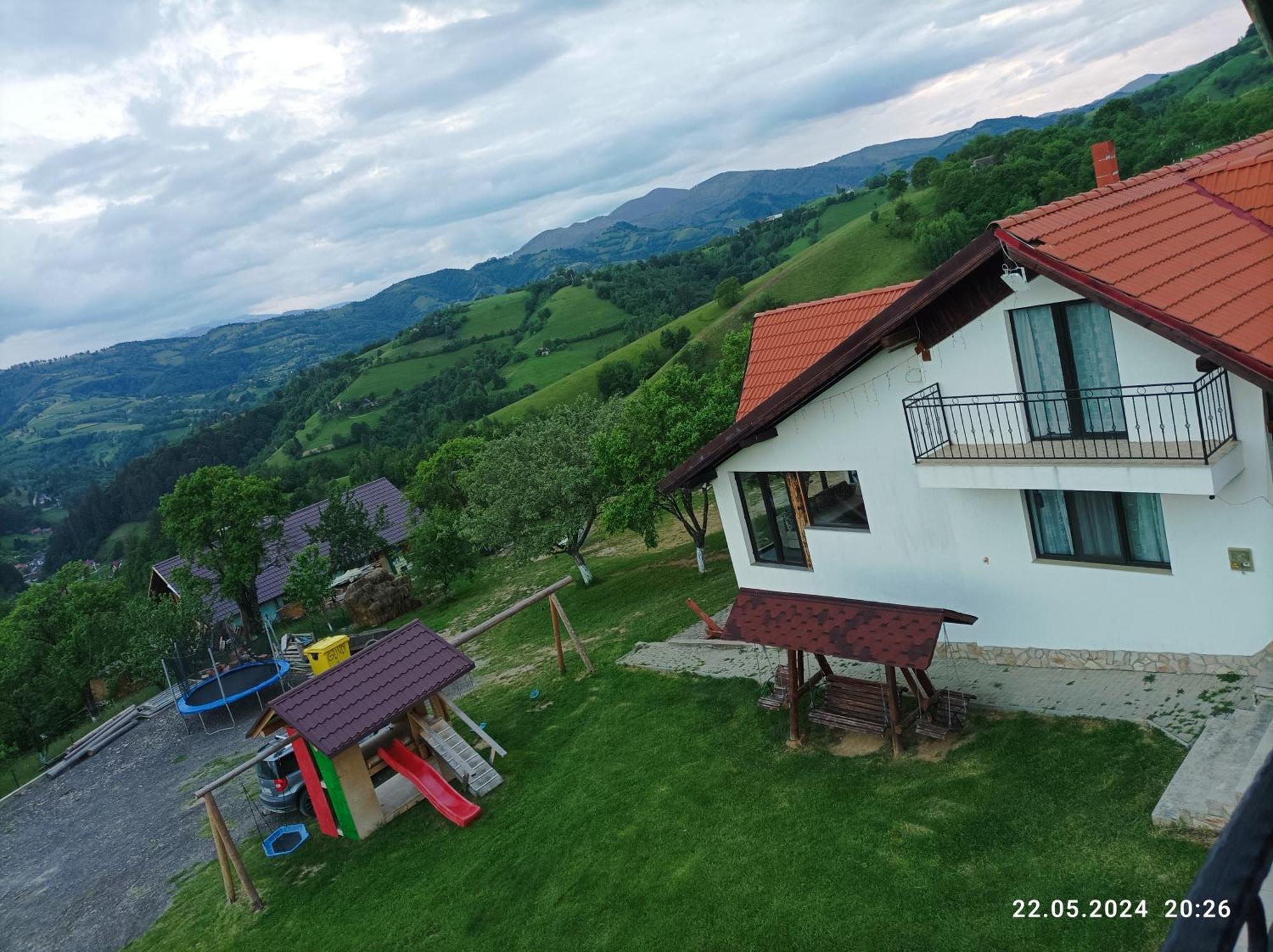 Вілла Casa Din Livada, Poiana Marului, Brasov Екстер'єр фото